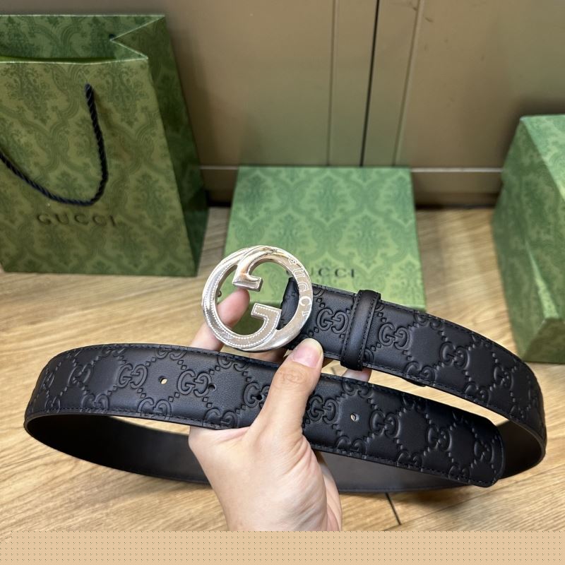 G*u*i belts
